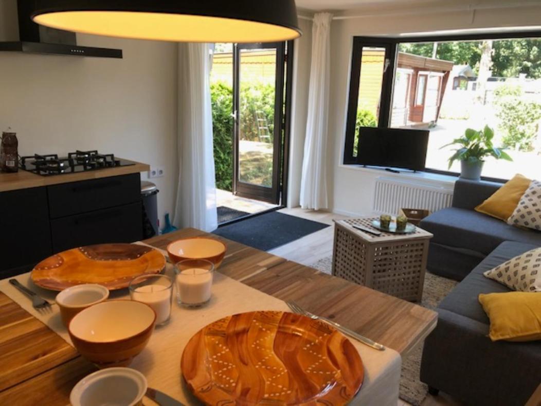 Heerlijk vakantiehuisje in Putten Buitenkant foto